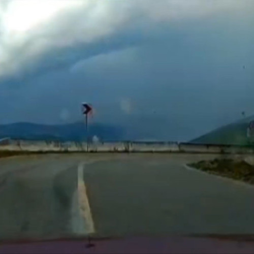 Vremea extremă continuă să provoace probleme în România