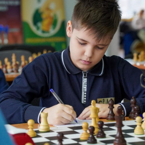 tânărul șahist vrâncean Darius Cristian Pana va reprezenta România la Campionatul Mondial din Kazahstan