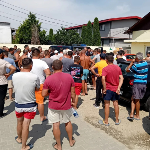 Protest în Lunguletu pentru dreptul la irigat din Dâmbovița