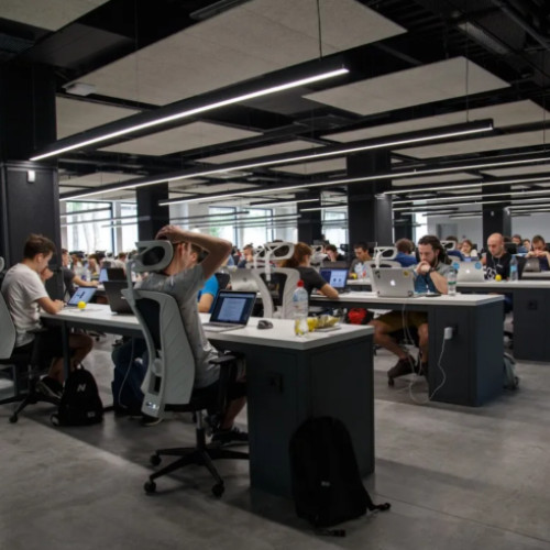 clujul, lider regional în economie, ocupă al doilea loc în topul salariilor medii din românia