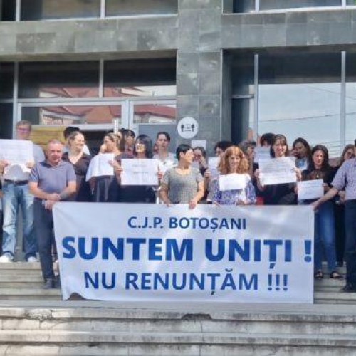 Protest de șase zile la Casa de Pensii din Botoșani