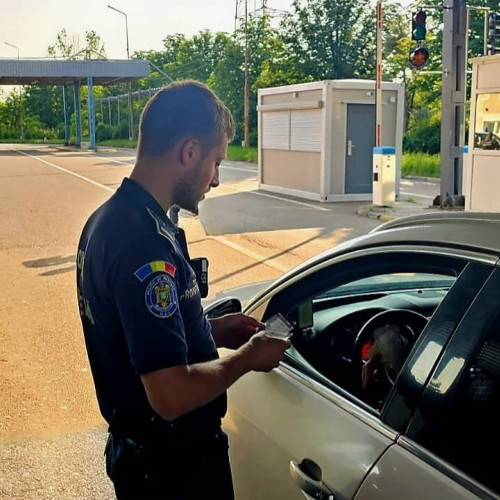 Un bărbat cu dublă cetățenie, română și ucraineană, prins cu permis de conducere fals la punctul de frontieră Racovat
