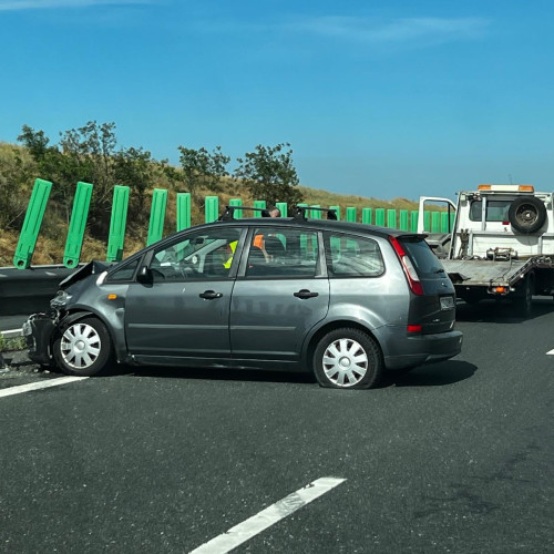 Trafic rutier suspendat pe DN 2A din cauza unui incident