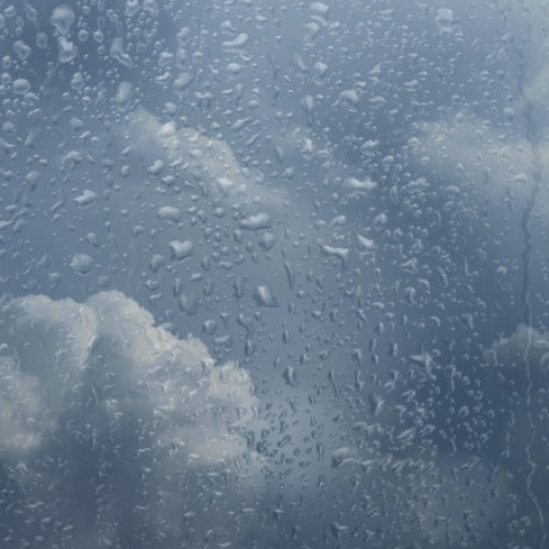 Bucureștiul, sub cod roșu de vijelii și grindină, anunță avertizare RO Alert