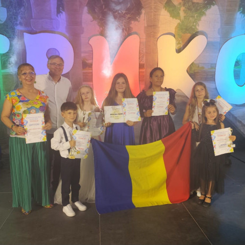 Tineri artiști din Galați au făcut performanță la un festival din Bulgaria