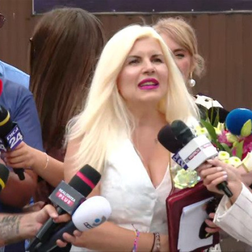 Elena Udrea, fost ministru al Dezvoltării și al Tineretului și Sporturilor, a fost eliberată condiționat după ce a ispășit trei ani de închisoare, conform deciziei Tribunalului Prahova. Instanța a respins o contestație a Direcției Naționale Anticorupție pe fondul deciziei Judecătoriei Ploiești.