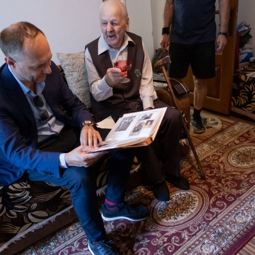 Un veteran de război din Botoșani a împlinit 101 ani de viață