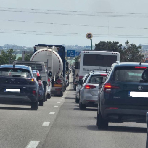 Trafic aglomerat pe mai multe trasee din zona Ovidiu, Constanța