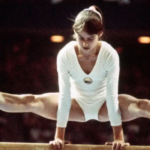 Începe comemorarea a 49 de ani de la performanța legendarei Nadia Comăneci