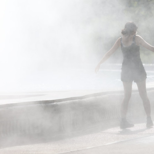 furtuni violente în nordul țării și val de căldură în următoarea perioadă