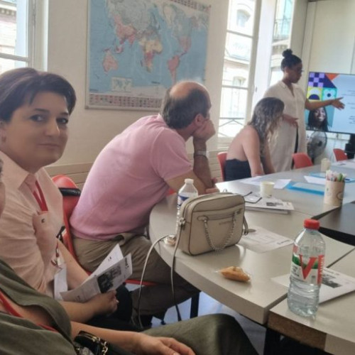 trei cadre didactice de la liceul ioan slavici panciu în vizită de formare în franceța
