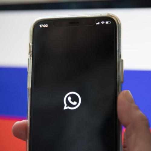 Rusia plănuiește restricționarea WhatsApp și promovarea unei aplicații naționale