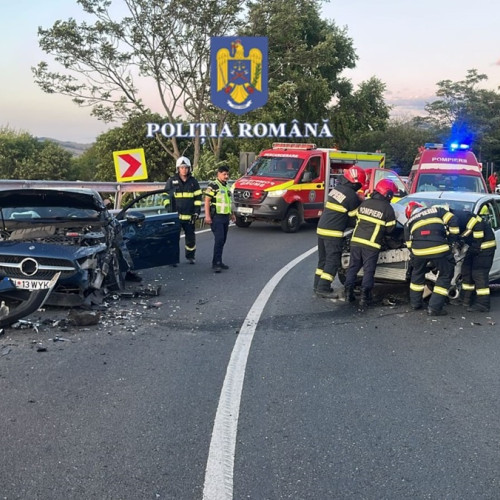 Tânăr de 20 de ani implicat într-un accident pe DN 22D