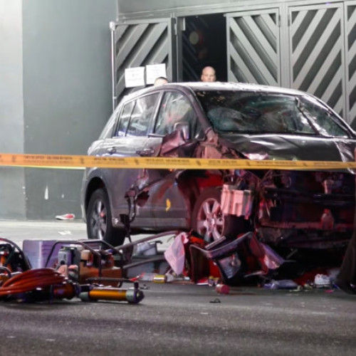 Mașină care a lovit o mulțime pe Santa Monica Boulevard, în Los Angeles, provocând peste 30 de răniți