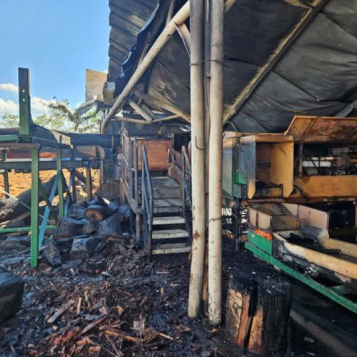 incendiu la depozit de lemne în satul sivita, județul Galați