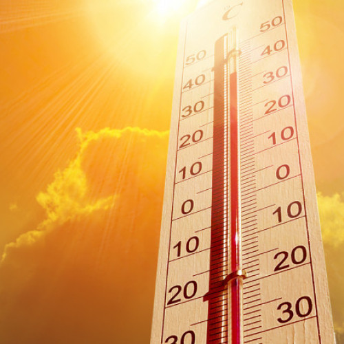 Val de caniculă extremă în Europa și România: temperaturi de până la 44 de grade