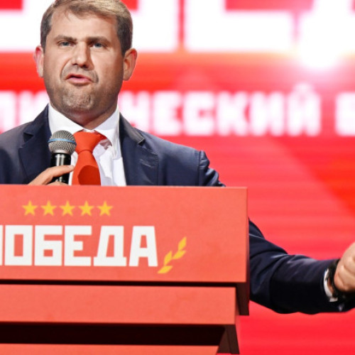 Blocul &quot;Victoria-Pobeda&quot; nu a fost înregistrat pentru alegerile parlamentare din 28 septembrie în Republica Moldova, decizia fiind votată sâmbătă de membrii Comisiei Electorale Centrale (CEC). Potrivit sursei, a fost nevoie de prezentarea unor documente care să confirme componenta organelor executive, lista membrilor și capacitatea juridică a reprezentanților, dar partidele implicate nu au reușit să răspundă corespunzător solicitărilor CEC.