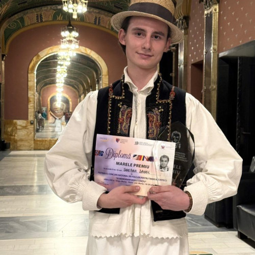 Daniel Breban aduce acasă marele premiu al festivalului "In memoriam Vasile Contiu" de la Târgu Mureș