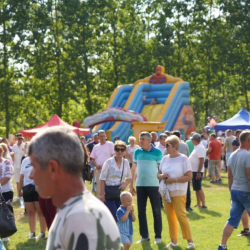 Ziua comunei Bezdead, sărbătorită cu bucurie și unitate