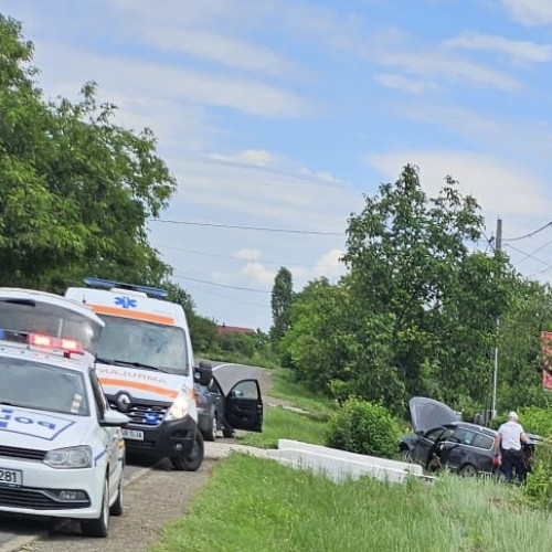 Femeie din Suceava, prinsă circulând cu 192 km/h pe drum național