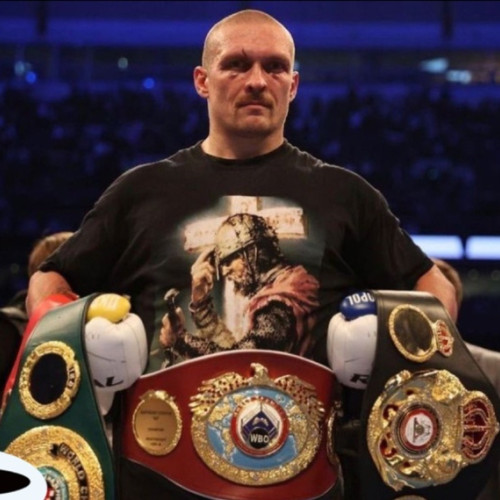Oleksandr Usyk a devenit campion mondial reunificat la categoria grea