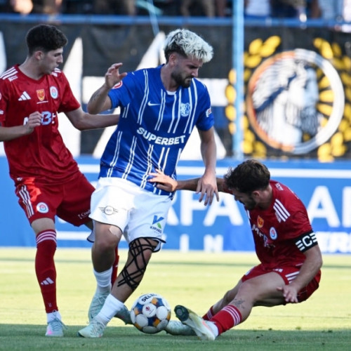 Otelul Galati pierde în deplasare cu Farul Constanța, scor 3-2, într-un meci în care problemele din defensivă ale echipei galatene au ieșit la iveală