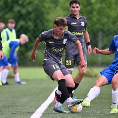 reguli noi în superligă: tinerii jucători, o prioritate sau nu?