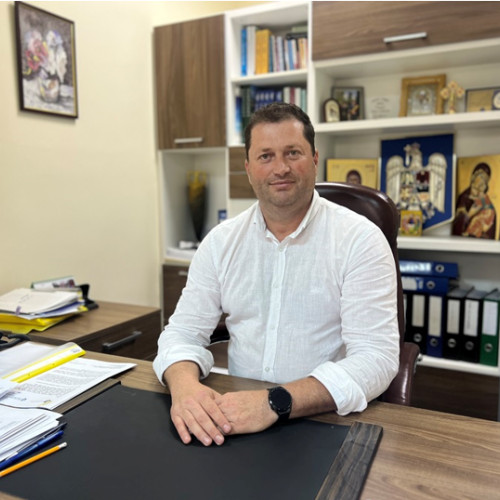 Iulian Tudorache, primarul comunei Crucea, a transformat localitatea în cei cinci ani de mandat