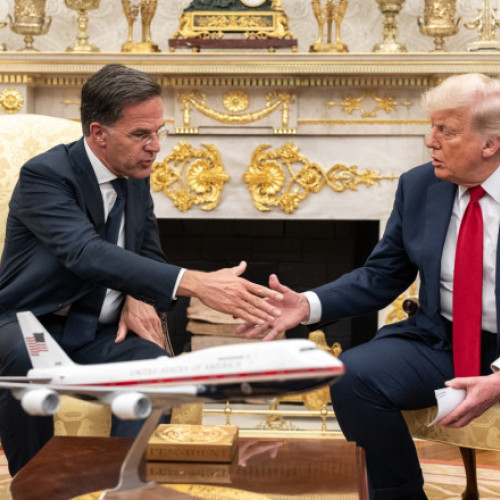 Trump a transformat radical interiorul și exteriorul Casei Albe