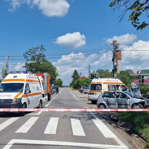 Accident rutier în Dragalina: patru persoane au fost duse la spital