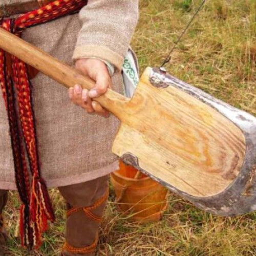 Certuri și violențe în Petrila: o femeie a fost condamnată pentru agresiuni repetate asupra soacrei