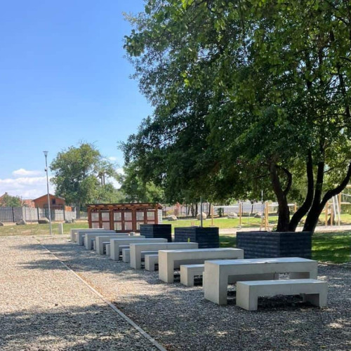 Parcul Zavoi din Petresti a fost finalizat, oferind un nou loc de relaxare