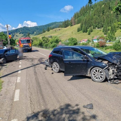 accident grav pe DN 17B din Suceava: cinci persoane rănite