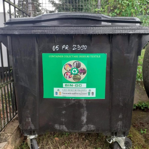 La Slănic s-a amplasat primul container pentru deșeurile textile