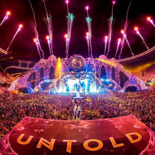 festivalul UNTOLD continuă campania „Student de 10” pentru promovarea excelenței în educație