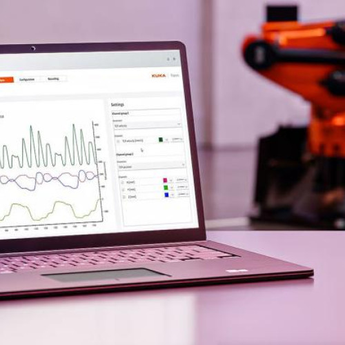 Grupul german KUKA, prezent în România din 2016 și specializat în soluții inteligente de automatizare, a introdus pe piață un nou pachet software numit iiQWorks. Potrivit citeaza stiridecluj.ro, acest software integrat permite firmelor să planifice, să programeze și să testeze aplicații robotizate într-un mediu complet digital, fără a fi nevoie de acces la echipamente fizice în timpul fazei de proiectare.