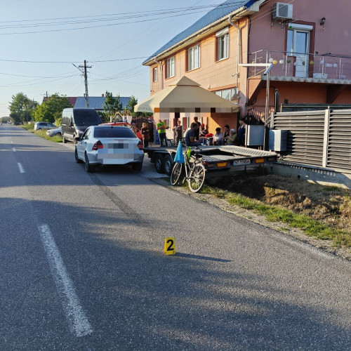 accident rutier în Buruienesti. un biciclist de 66 de ani a fost acroșat de un autoturism