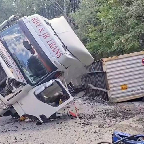 Accident rutier grav pe DJ 671 în județul Mehedinți