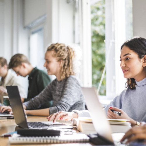 kaufland și universitatea &quot;1 Decembrie 1918&quot; din alba Iulia lansează programul de studiu dual în logistica operatională