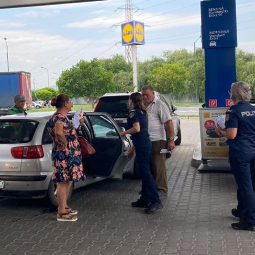 campanie de informare la benzinaria petrom din focșani pentru siguranța șoferilor și pasagerilor