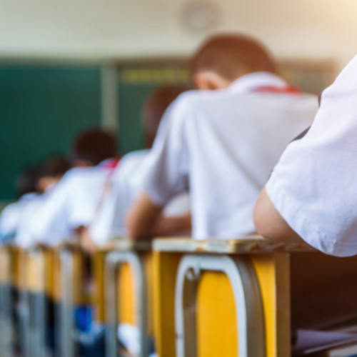 Elev român-tunisian face dezbatere națională după ce nu i s-a permis să participe la olimpiada internațională în China din cauza lipsei cetățeniei italiene