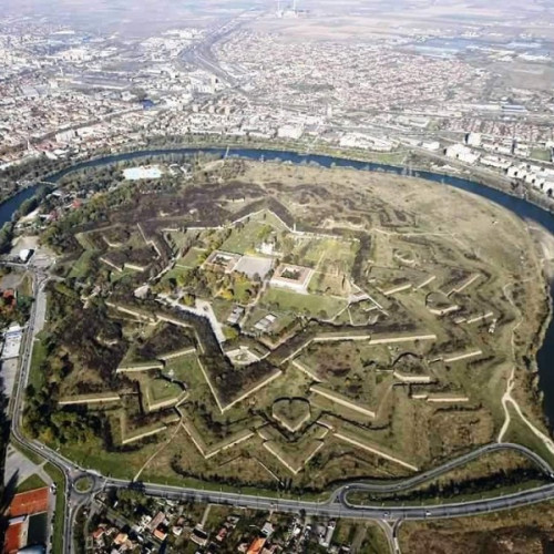 Primăria Arad a lansat procedura de transparentă decizională pentru acordarea titlurilor de onoare