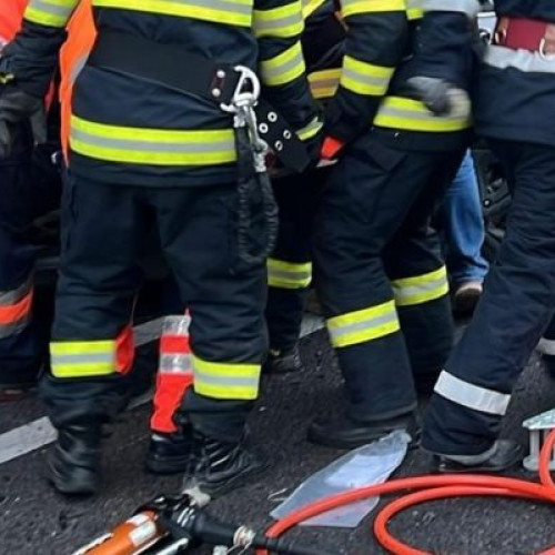 accident grav în Tismana, Gorj. două victime încarcerate, sincuente