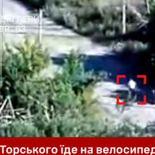 Militari ruși au împușcat un civil care mergea pe bicicletă în satul Torske