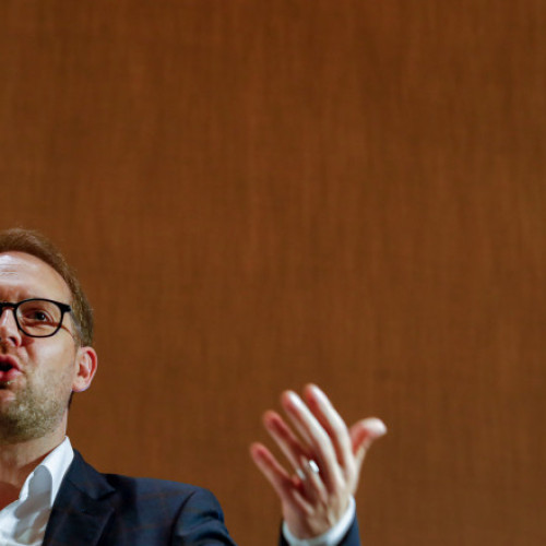 Fritz: statul român nu funcționează chiar la autoritatea pentru cetățenie