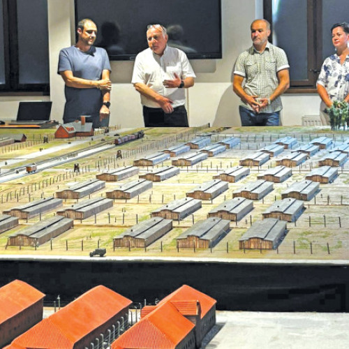 proiectul „trăiește istoria!” marchează 80 de ani de la eliberarea lagarului Auschwitz-Birkenau