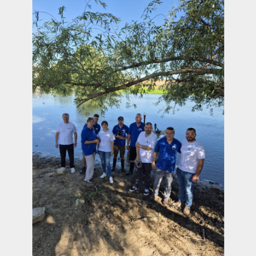 Reprezentanți ai administrației bazinale de apă Crișuri și ai Direcției de Apă Gyula (Ungaria) au efectuat, marți, 22 iulie, măsurători geodezice pe râul Crișul Repede, pentru a analiza modificările cauzate de lucrările hidrotehnice. Conform crisana.ro, aceste măsurători vizează stabilirea impactului pragului de fund Biharugra din Ungaria asupra cursului râului din amonte.