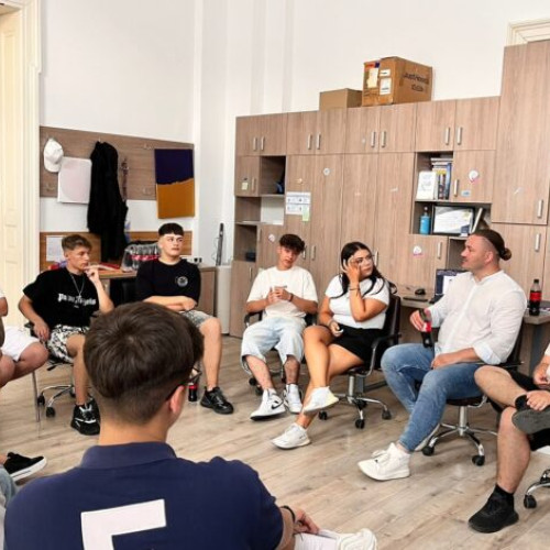 Centrul tinerilor voluntari din Ramnicu Vâlcea organizează un weekend dedicat identificării și înțelegerii personalității tinerilor