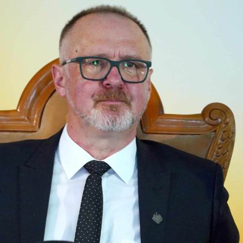 senatorul AUR de Neamț îi adresează o scrisoare deschisă premierului Ilie Bolojan