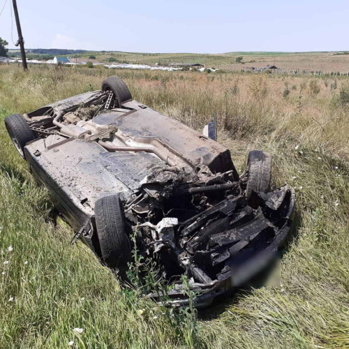 Accident rutier în Neamț cu patru răniți după o manevră riscantă